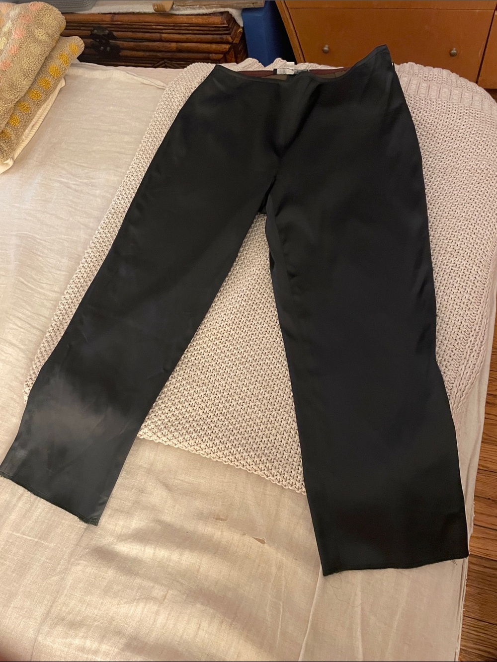 Theory Woman’s  Dark Olive Capris, Satiny finish